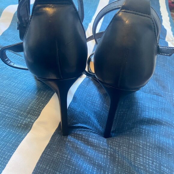 Mix No. 6 Black Mardelle Heels - Size 8 - Picture 3 of 4